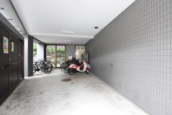 グランメール落合3階 駐車場
