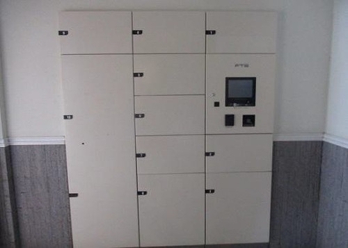 ライオンズマンション高砂第５6階 宅配BOX　※2025年11月撮影