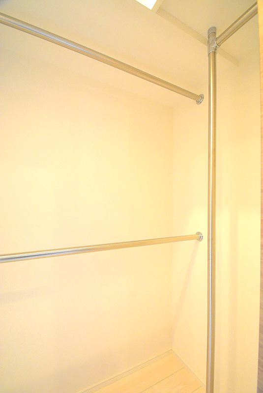 ステージファースト上野松が谷アジールコート ※カラータイプ異なります。