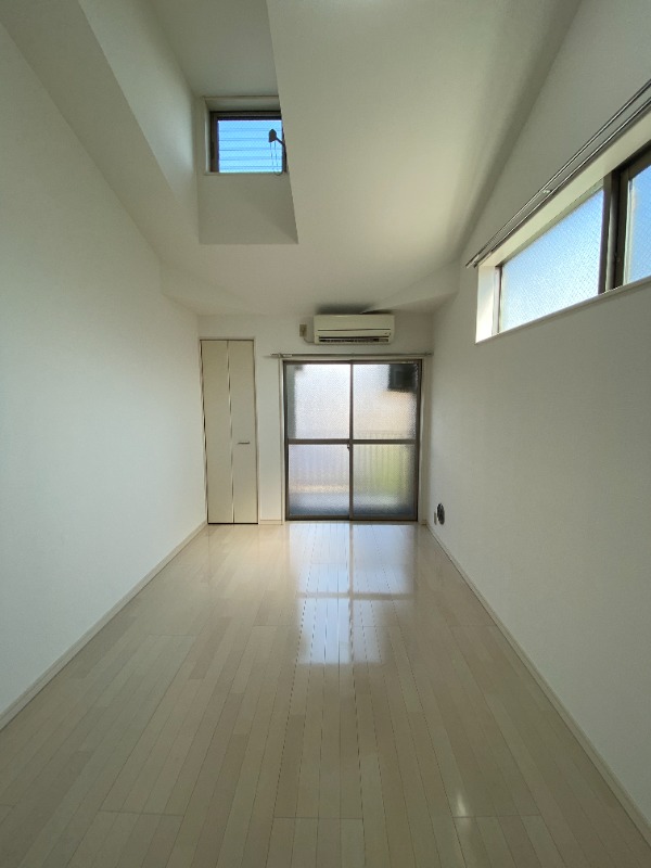 メゾン・ド・アンジュ（行徳）2階 202号室