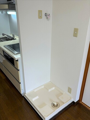 ライオンズマンション八王子めじろ台 室内洗濯機置場