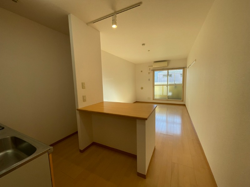 ユーロステージ2階 別号室のため参考資料