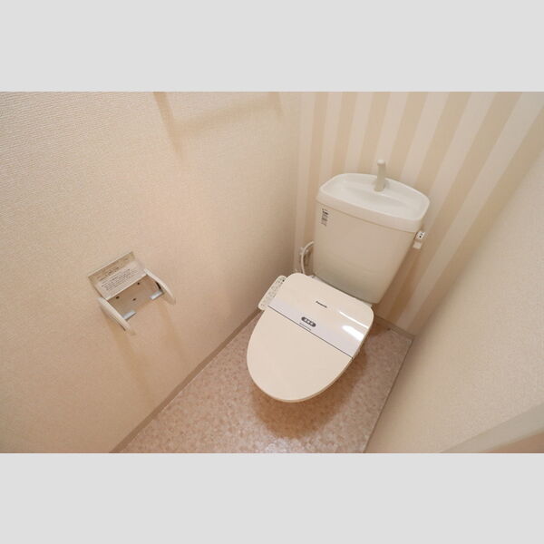 サニーリヴ　B 温水洗浄暖房便座