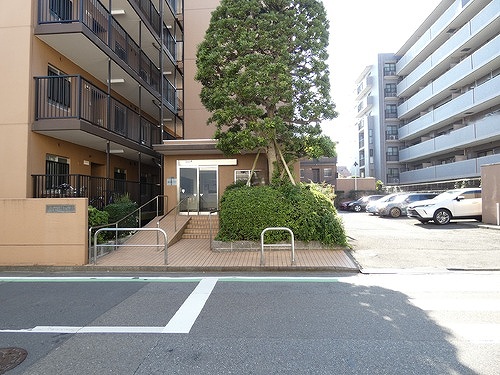 南六郷ハイツ1階 エントランス