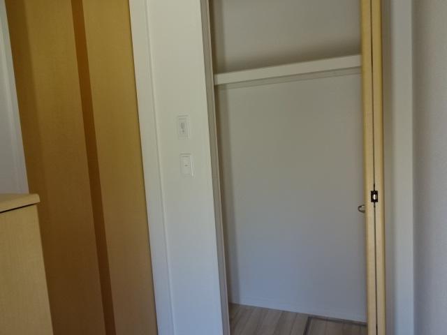 ユニヴァリィ　プランドール 収納