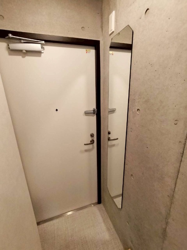 Fons Lucis Izumi 玄関