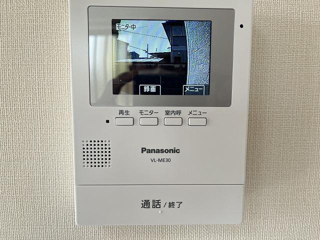 テンポ・フェリーチェ栄102号室 カメラ付インターホン