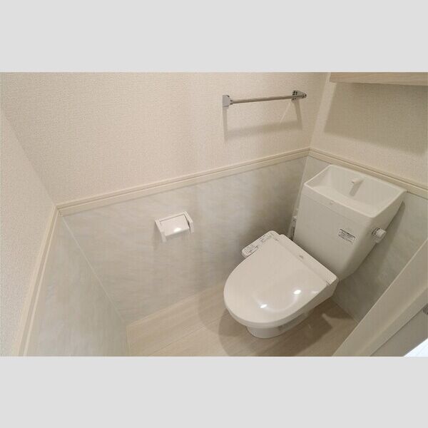 D-KISARIA　WⅠ102号室 温水洗浄暖房便座