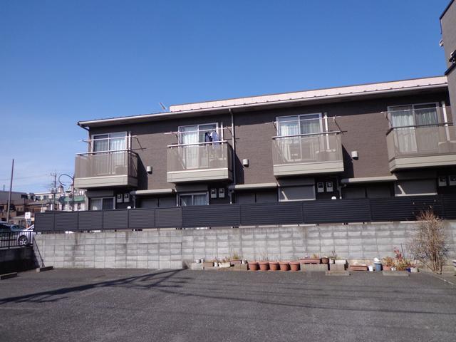 プレジール日進 外観