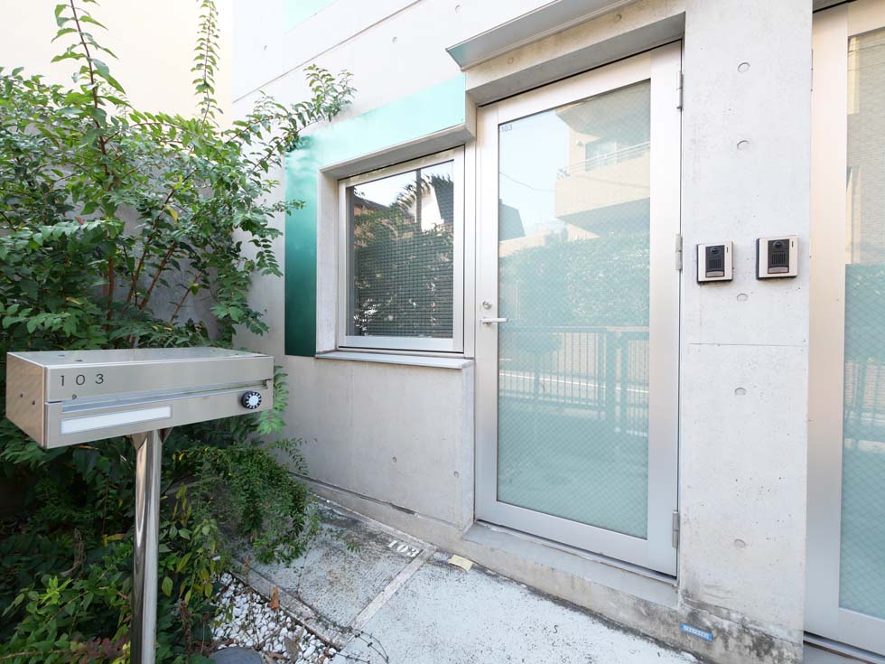 ハーモニーグラシア世田谷代田地下1階 外観