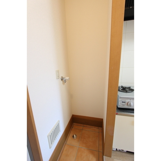 メルベーユ101号室 洗濯機置き場