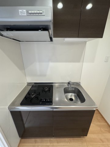 サンストリア0101号室 同じ間取り、反転タイプの別部屋お部屋の写真です。