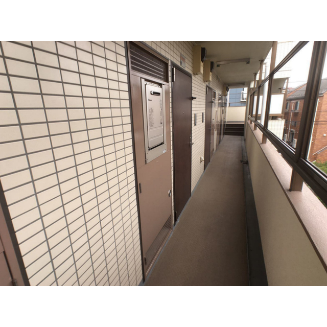 リブレス武蔵新城306号室 玄関