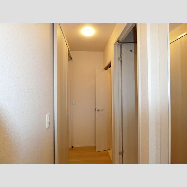 グランウェル202号室 廊下