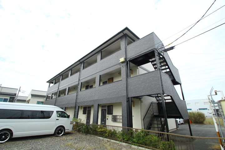 ロキシー・アレヌール志木3階 外観