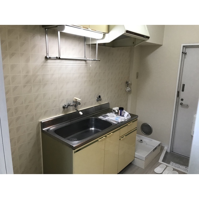 リエス伊勢原205号室 キッチン