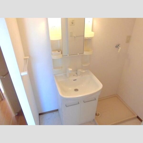 リブェール305号室 洗髪洗面化粧台