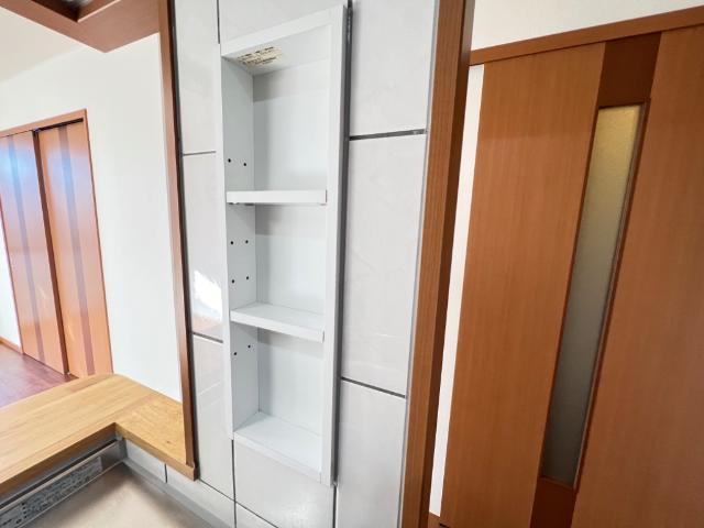 サン・キャッスル205号室 キッチン収納