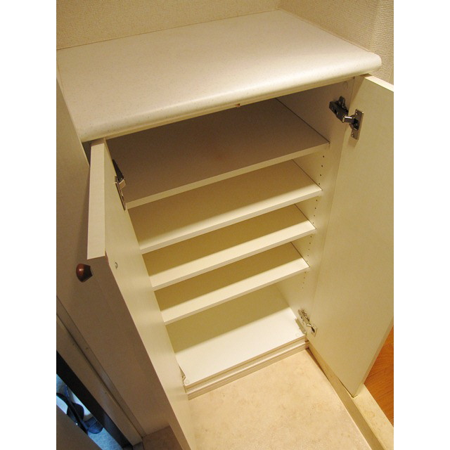 プレール・ドゥーク西新宿 内観