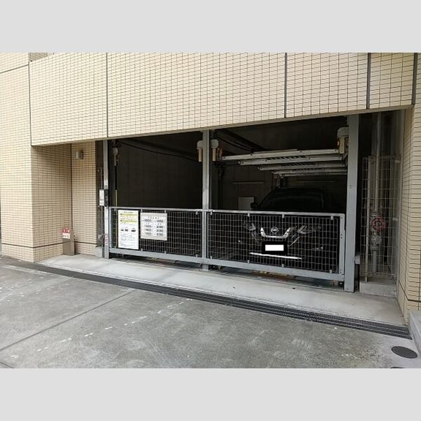 セルティスコート 機械式駐車場(空き・サイズ要確認)