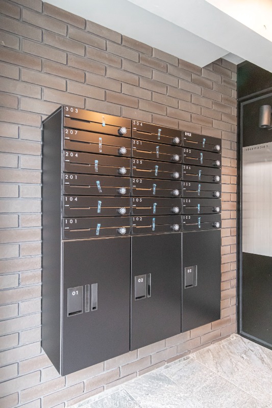 K-suite都立大学2階 メールボックス・宅配ボックス