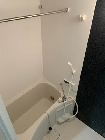 ウエストハイムＬＴ7丁目 日々の疲れを癒すお風呂付です