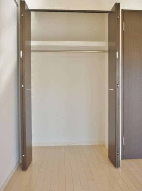 ファミーリェ希望ヶ丘　Ａ棟 洋室１　※別号室の参考写真(現況優先・仕様違いの場合あり)