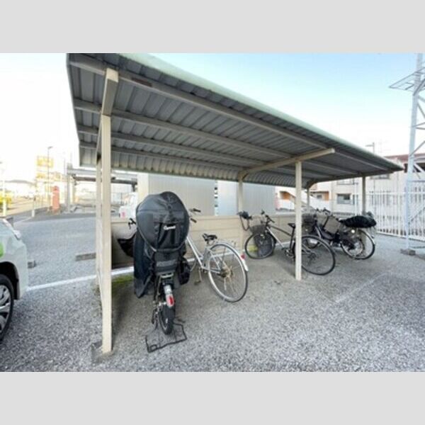 第5フェニックス 駐輪場