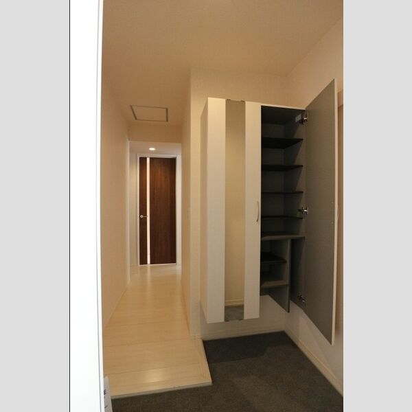 アステールピュールK303号室 シューズボックス