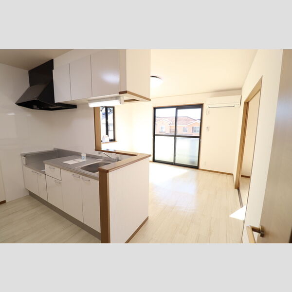 ルミエール　Ⅱ LDK☆