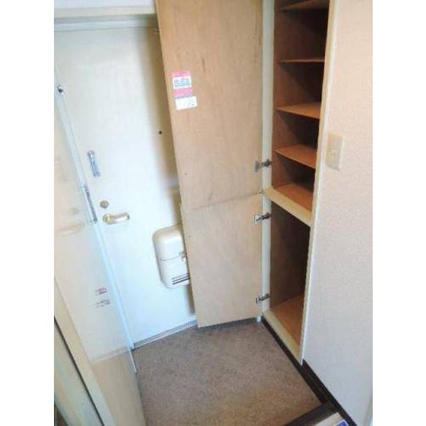 ジュネパレス柏第28 玄関