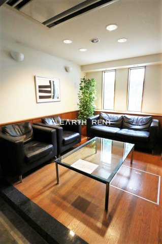 パレステュディオ九段＜北の丸＞7階 ロビー