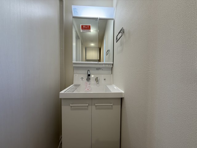 Ｍｉｌｅｓｔｏｎｅ　Ｓａｓａｚｕｋａ0303号室 洗面
