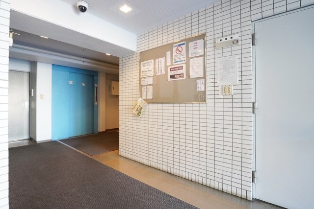 ラフィネ西荻3階 エントランス