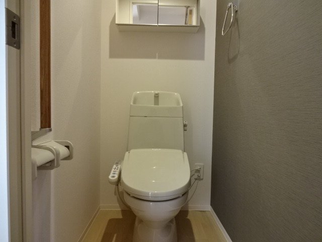 アローネ浅草 シャワー付トイレ