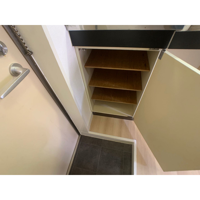 アマリリス205号室 内観