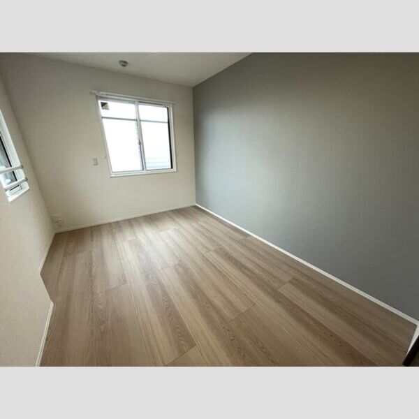 オルテンシア別所303号室 洋室