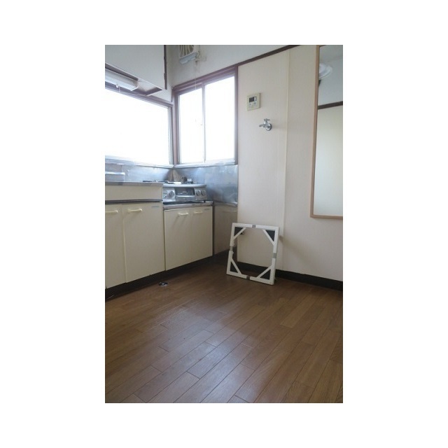 アメニティ中野坂上1階 リビング