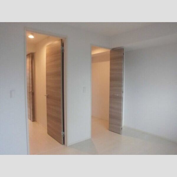 グランドパレス102号室 洋室6.1帖