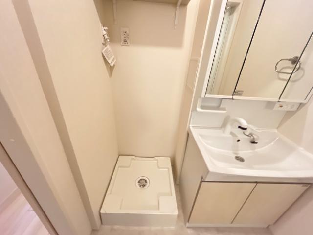 ジェメリ湘南203号室 洗濯機置場