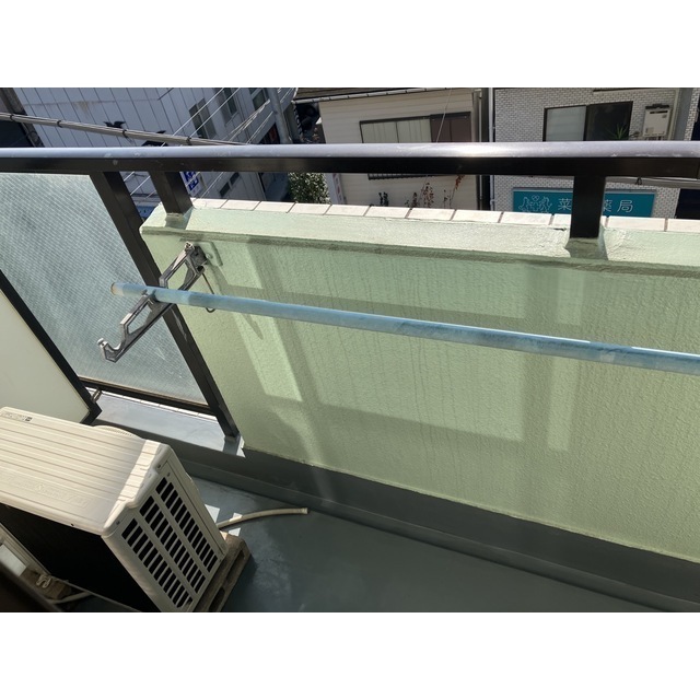 サンパレス伊東 物干し竿（残置）