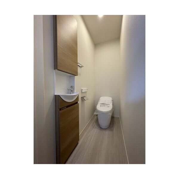 杉並区高井戸西2丁目貸家 トイレ