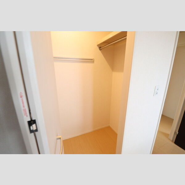 コリーヌ　A クローゼット