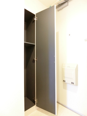 リブリ・K＆M2階 玄関