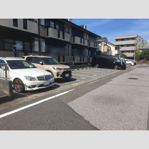 セジュール五井　D205号室 駐車場