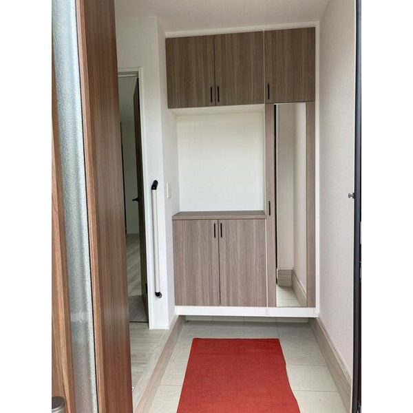 Sumai-to川越市かすみ野070001号室 玄関