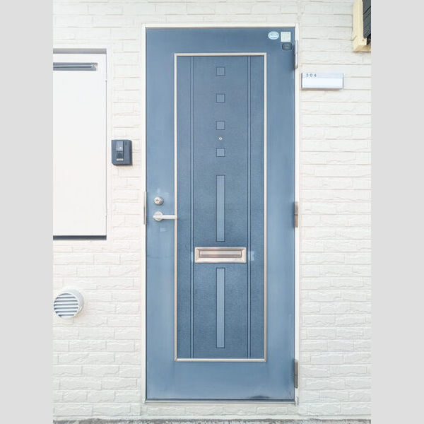 パセオ浦和304号室 玄関ドア