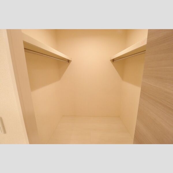 ファルナーズ ウォークインクローゼット