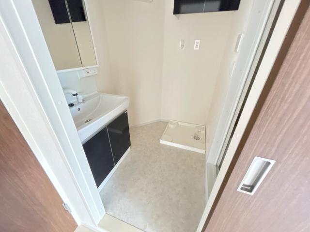 ナインチェ 洗面