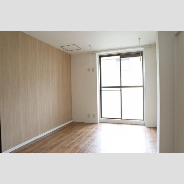 サンパーク816202号室 洋室